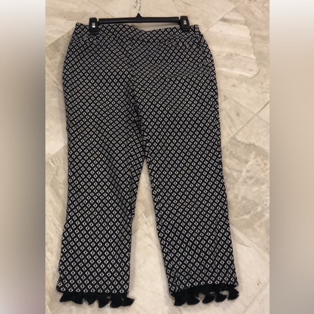 Chico’s cute tassel crops